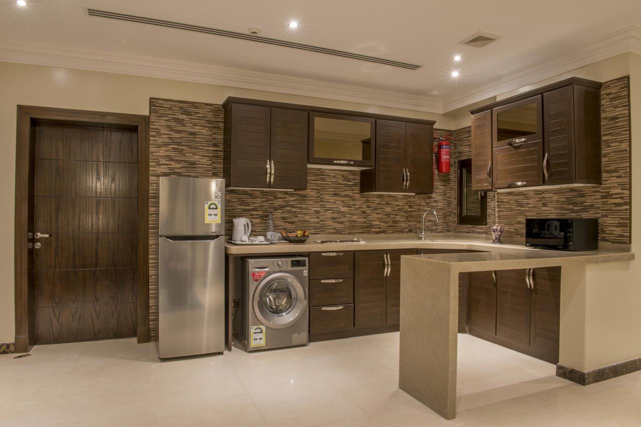 Normina Hotel Suites Dammam Extérieur photo