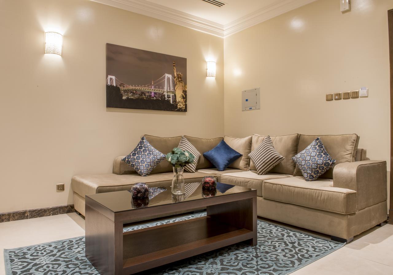 Normina Hotel Suites Dammam Extérieur photo