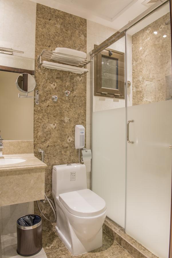 Normina Hotel Suites Dammam Extérieur photo