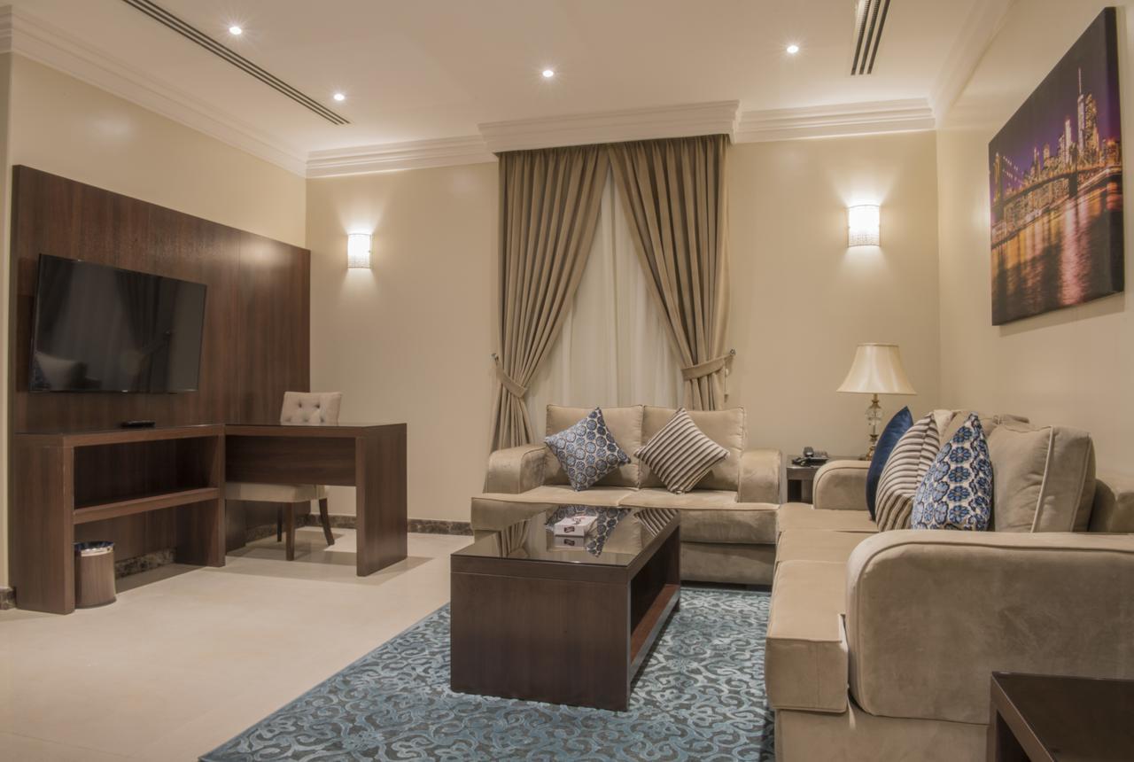 Normina Hotel Suites Dammam Extérieur photo
